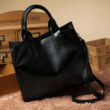 Leather Casual Tote in black